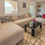 Lovely Home In Razanj *
