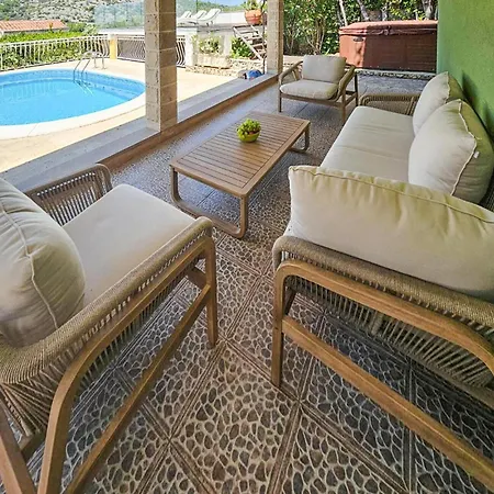 Awesome In With Heated Swimming Pool Holiday home *