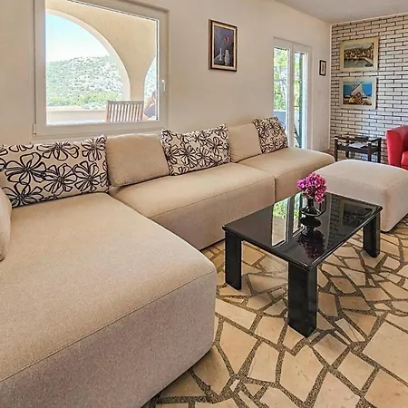 Awesome In With Heated Swimming Pool *