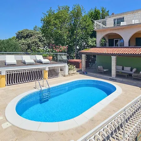 Awesome In With Heated Swimming Pool Holiday home Razanj