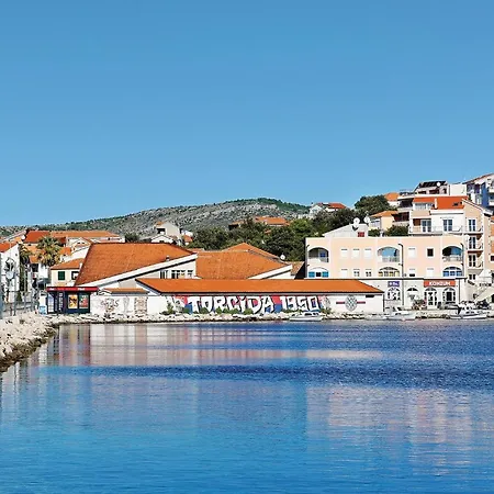 Stunning In * Ražanj